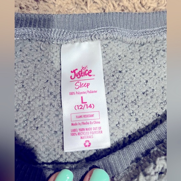 Justice Fuzzy Sleep Set - Picture 2 of 4